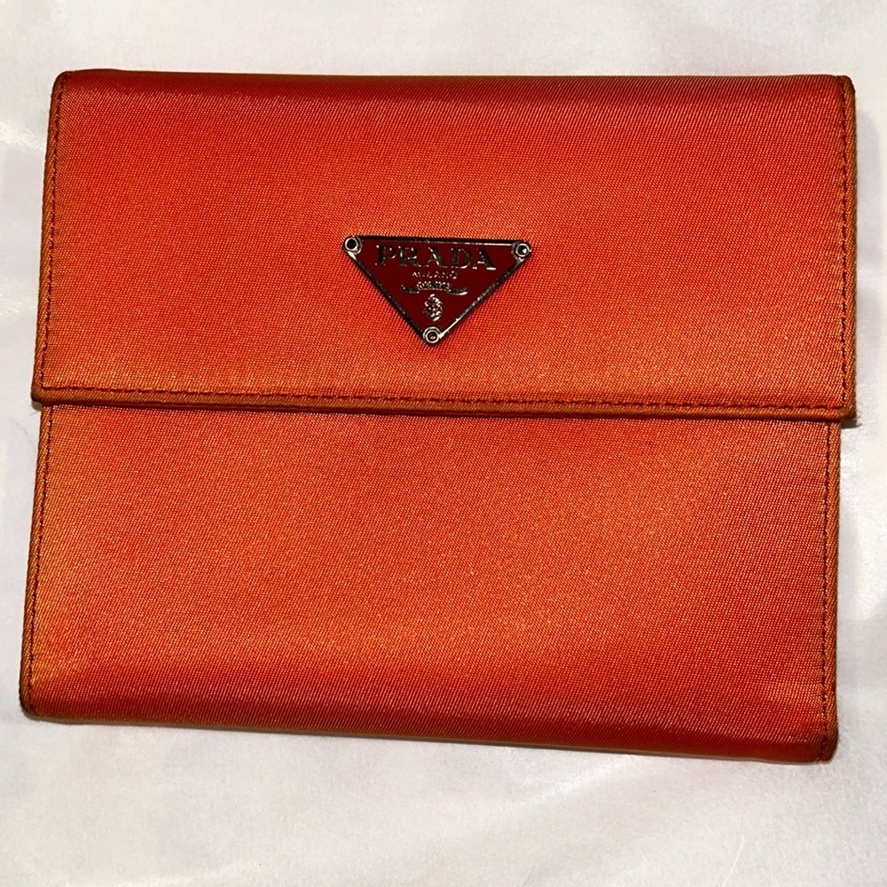 AUTHENTIC!!! Vintage Preloved TriFold Prada Orange wallet